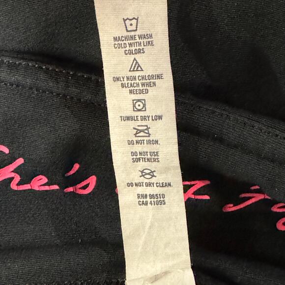 Under Armour X-Large Capri Leggings Breast Cancer Awareness Heatgear Compression - Picture 9 of 9